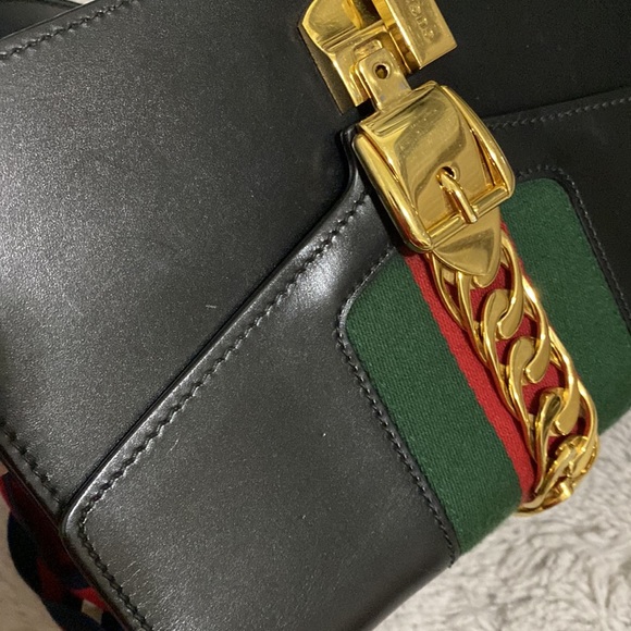 Gucci bag - Picture 7 of 16